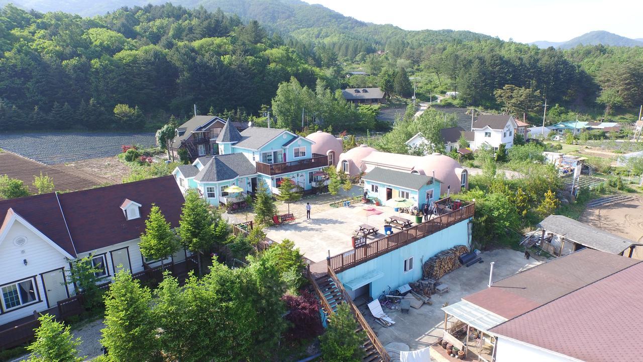 Green Castle Pension พยองซาง ภายนอก รูปภาพ